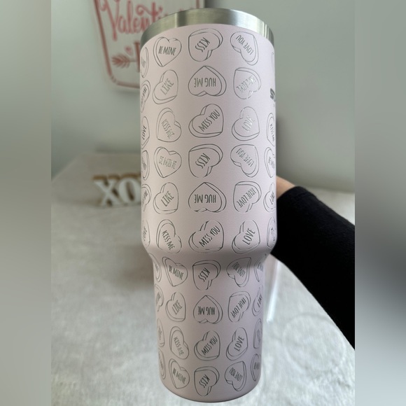 💕Engraved Petal OG 40oz Valentine's Day Stanley💕 - Picture 12 of 14